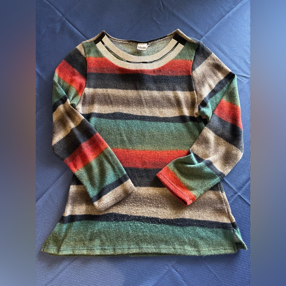 Striped Blum sweater with rhinestone collar